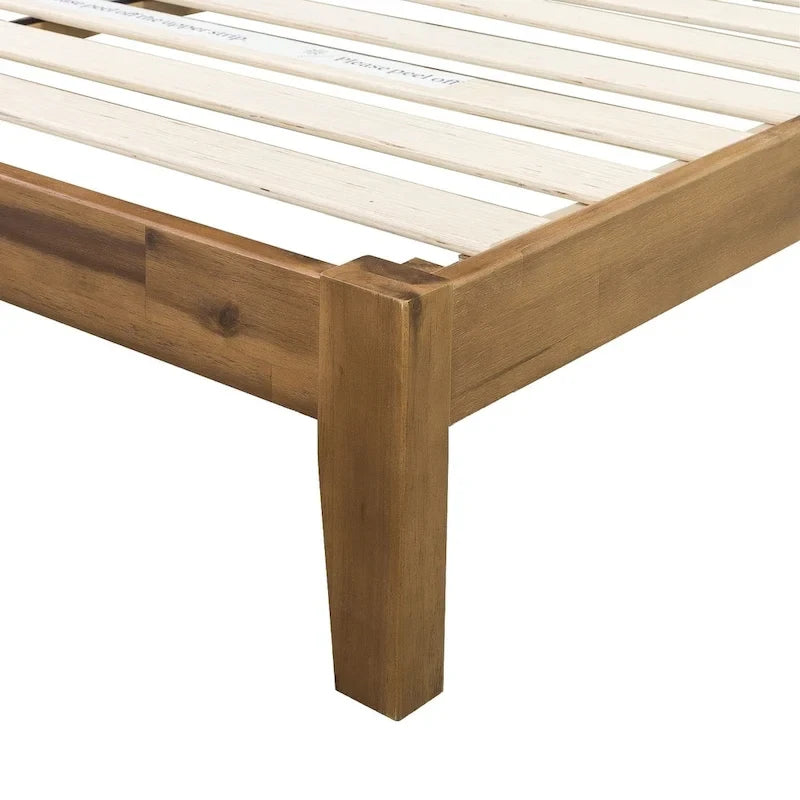 Carson Carrington Hjalta Mid-century 10-inch Wood Platform Bed